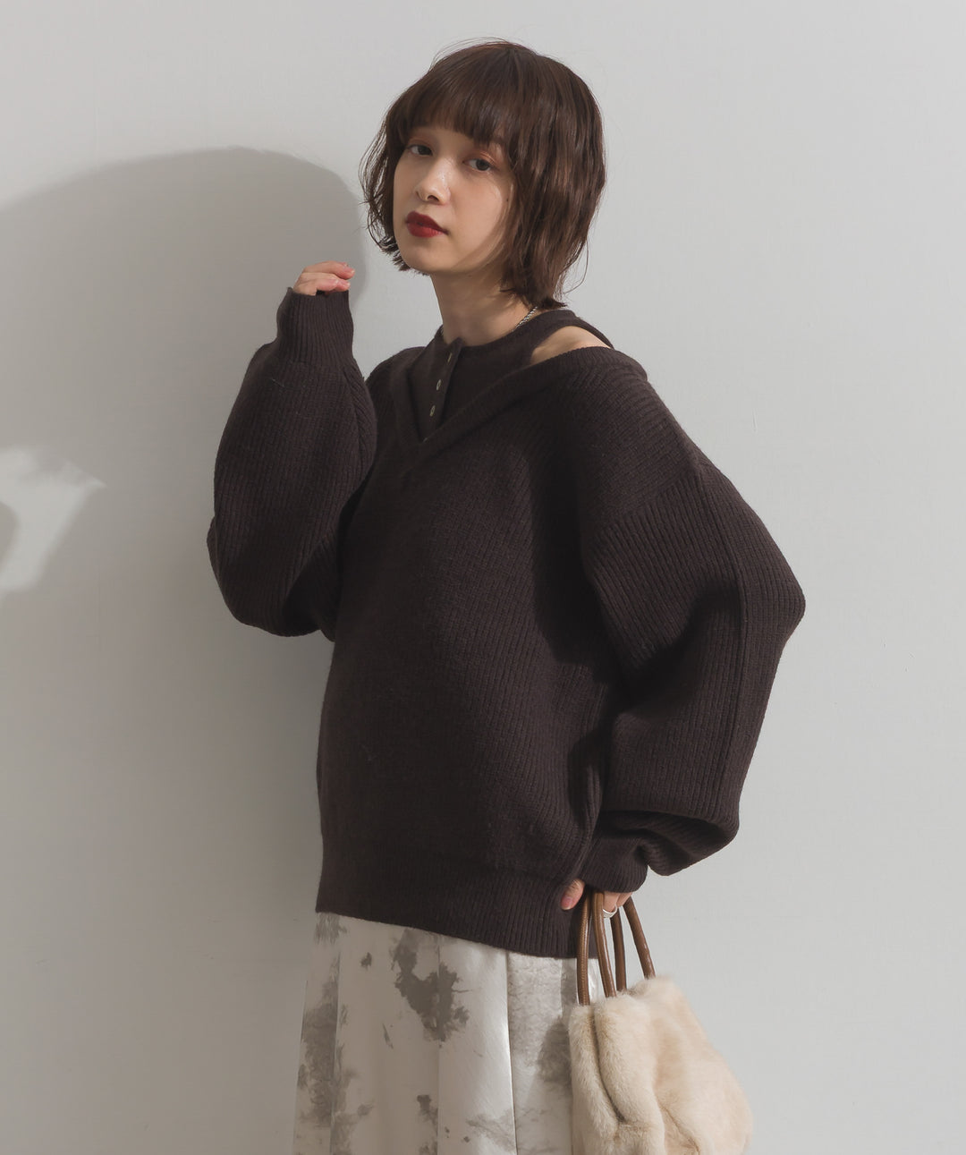 タンクレイヤード風肩開きプルオーバー