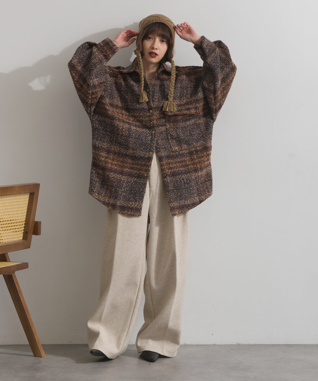 タックトラウザーズパンツ