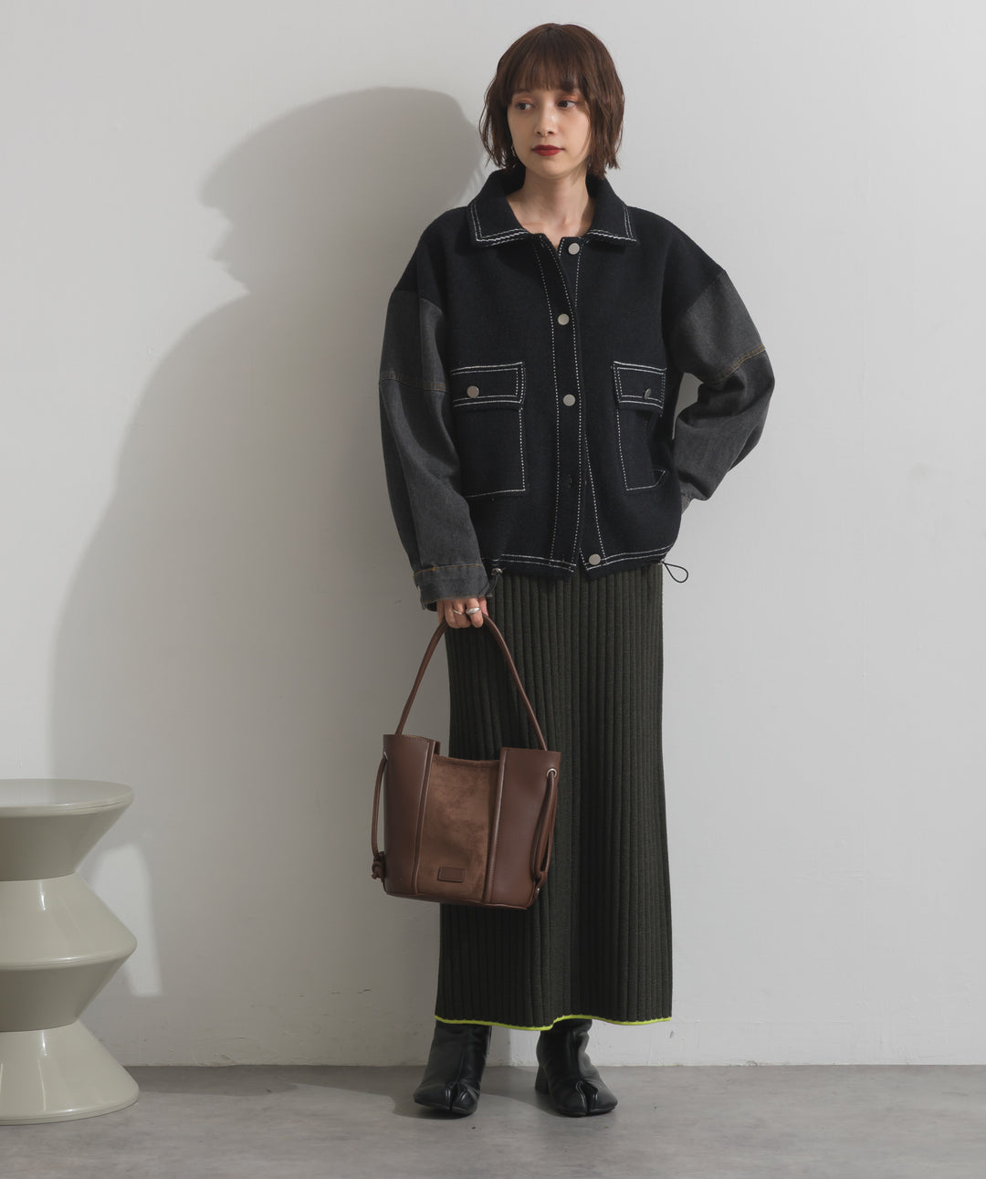 カラーヘムワイドリブニットタイトスカート