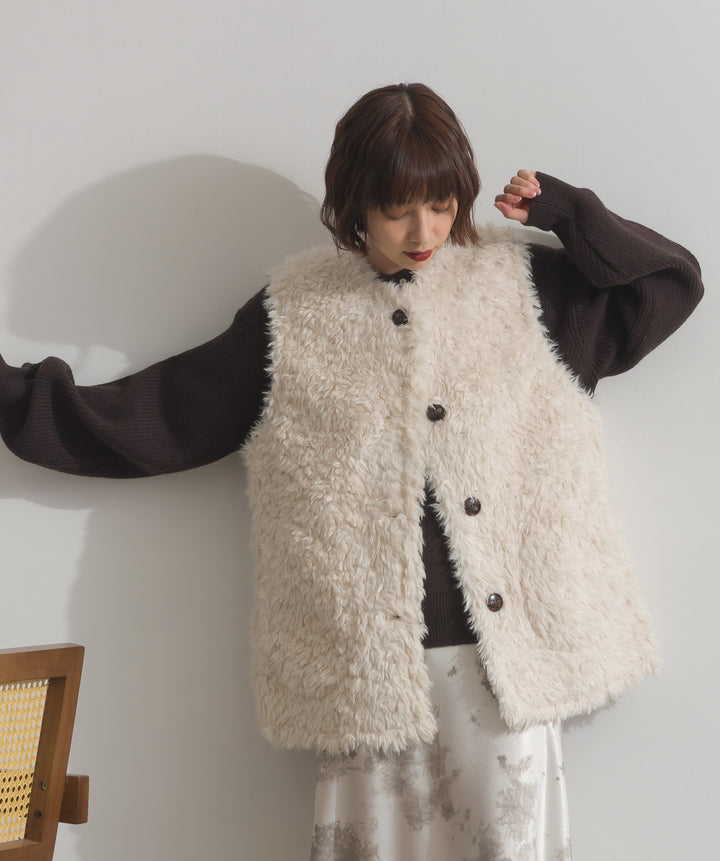 シャギーボアファーベスト