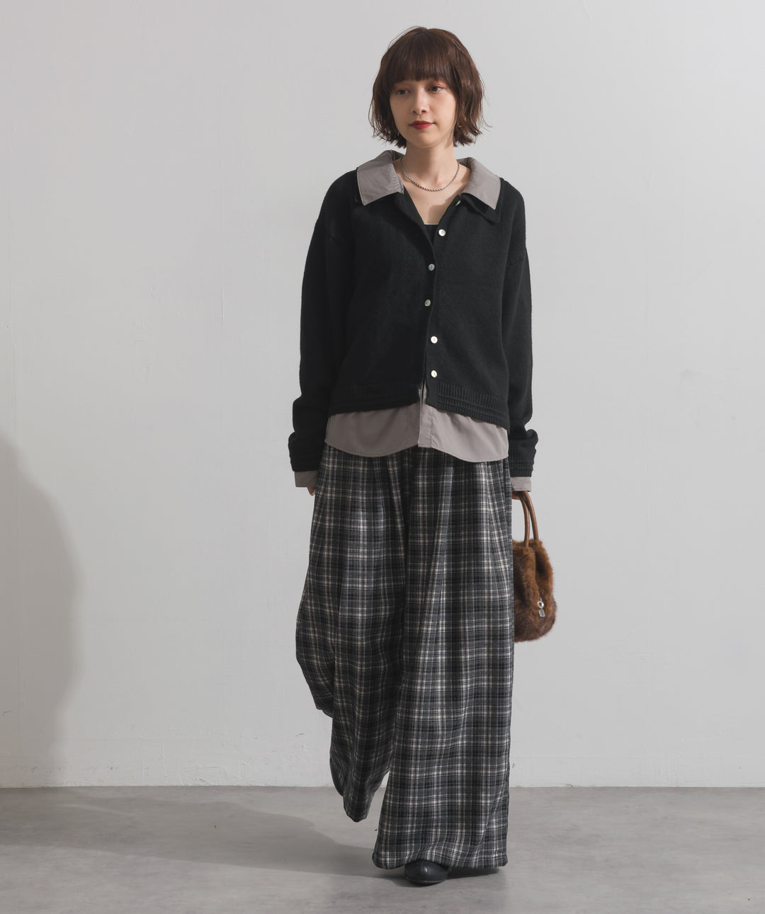 シャツレイヤード風ニット