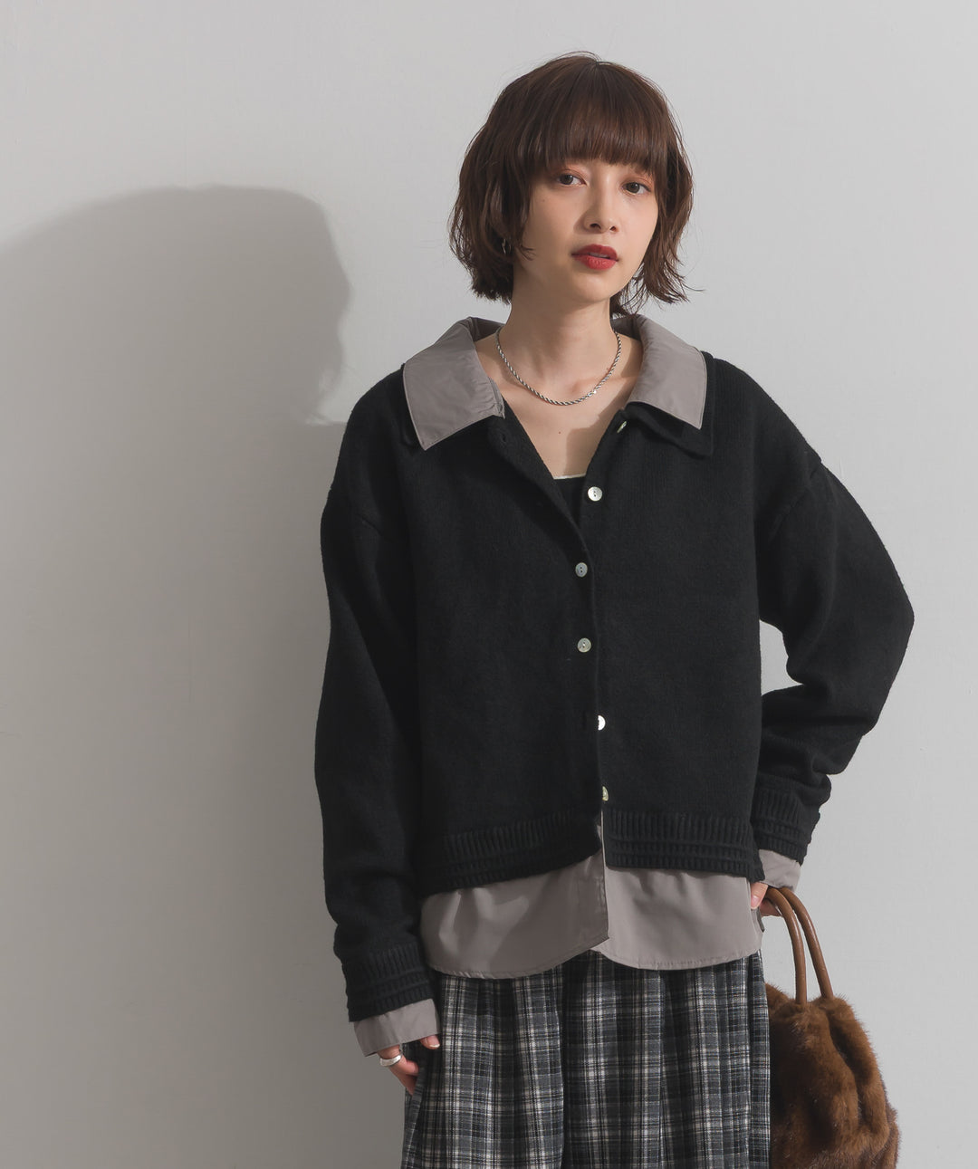 シャツレイヤード風ニット