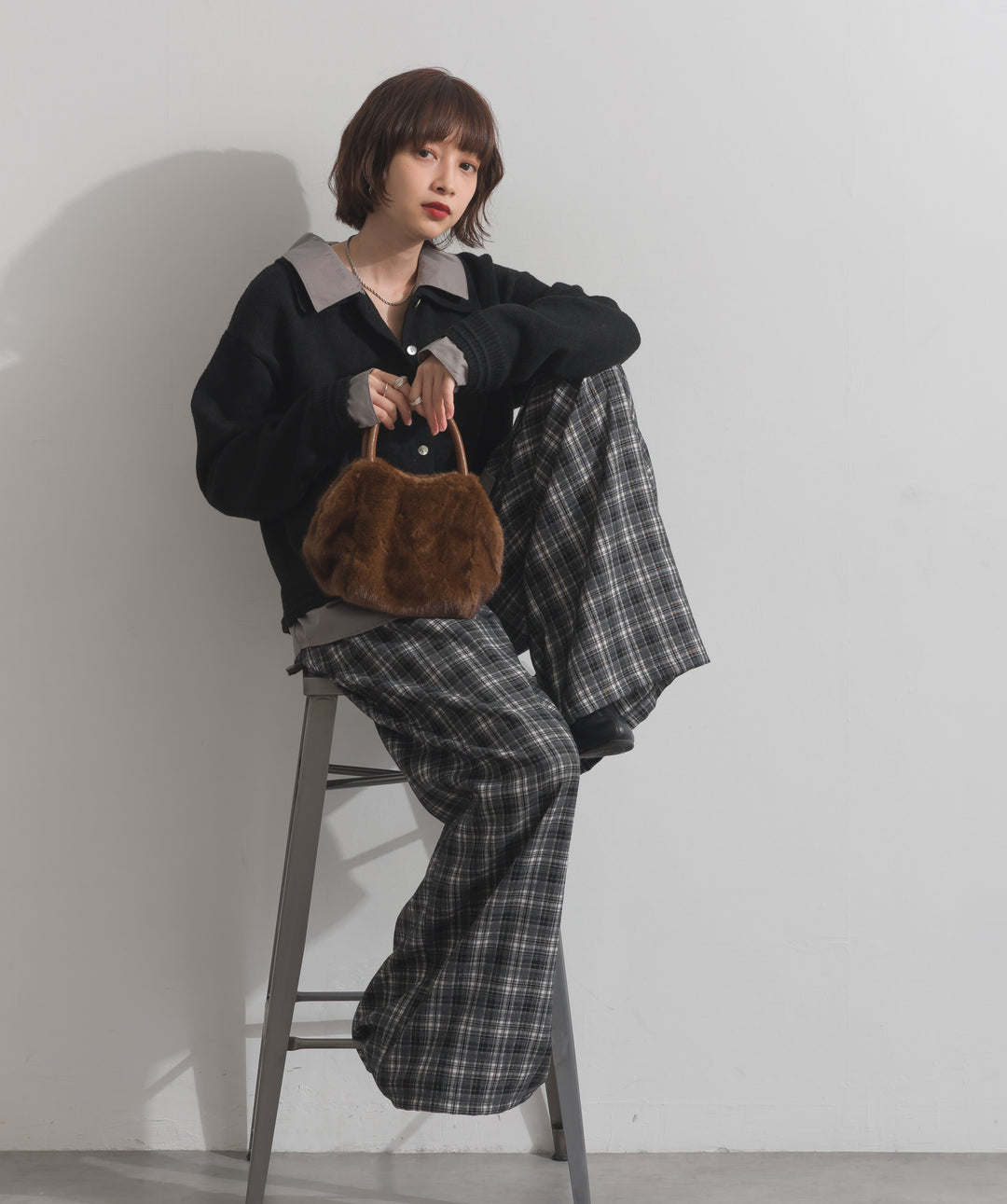 シャツレイヤード風ニット