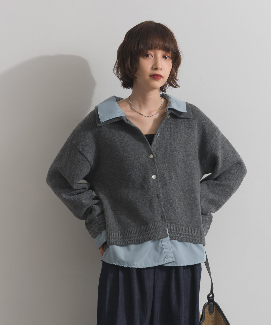 シャツレイヤード風ニット