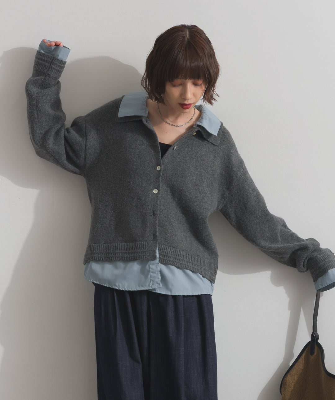 シャツレイヤード風ニット
