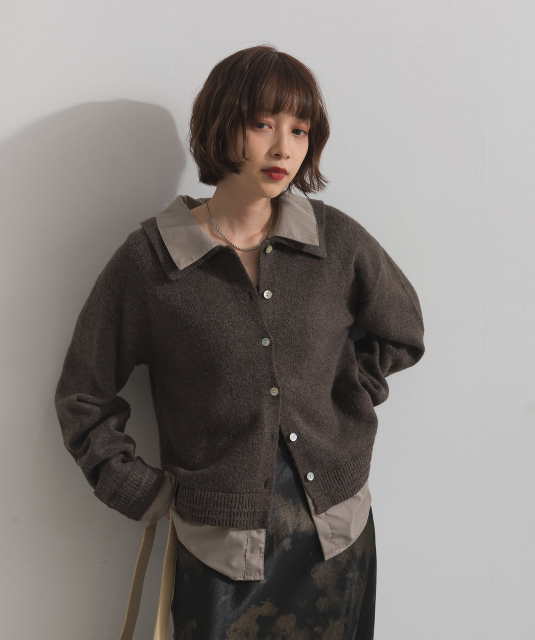 シャツレイヤード風ニット