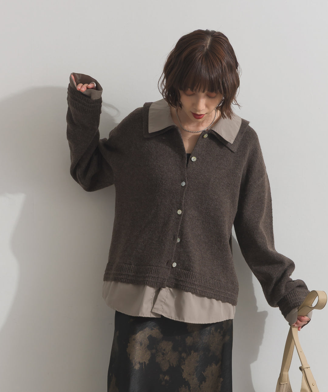 シャツレイヤード風ニット