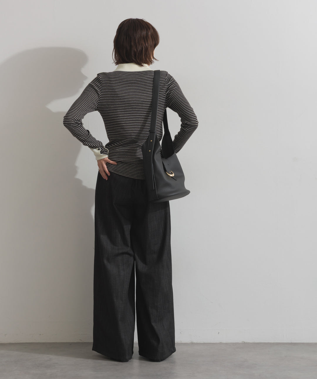 配色襟リブニットプルオーバー