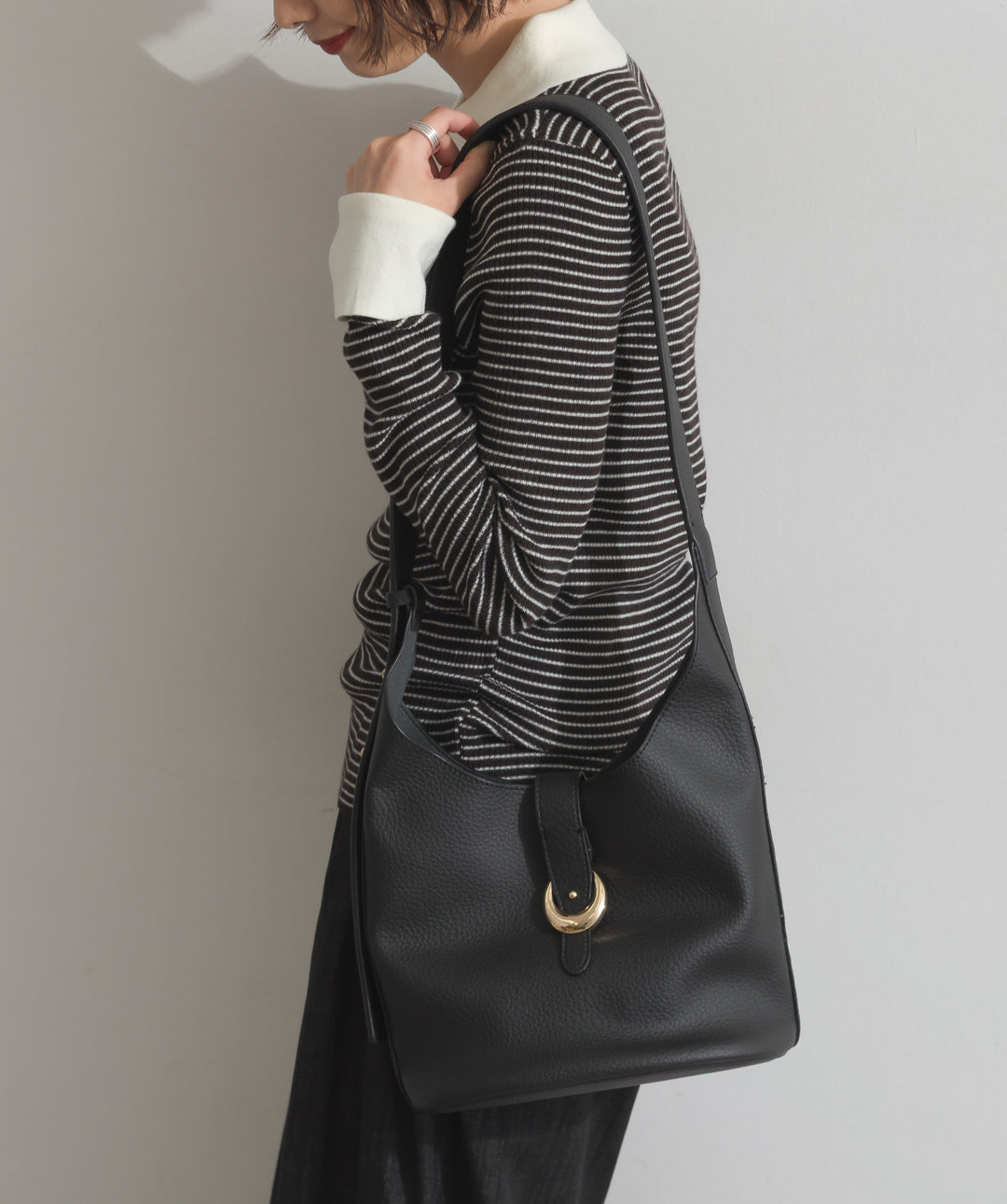 2WAYリングデザインレザーバッグ