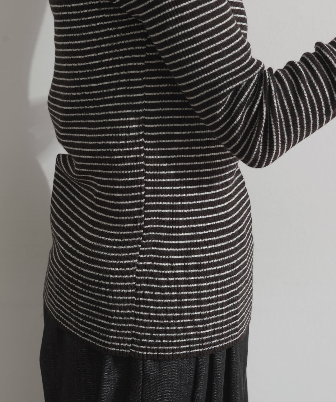 配色襟リブニットプルオーバー