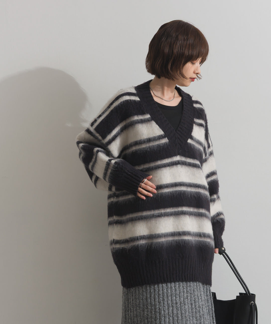 シャギーボーダーVネックニットプルオーバー