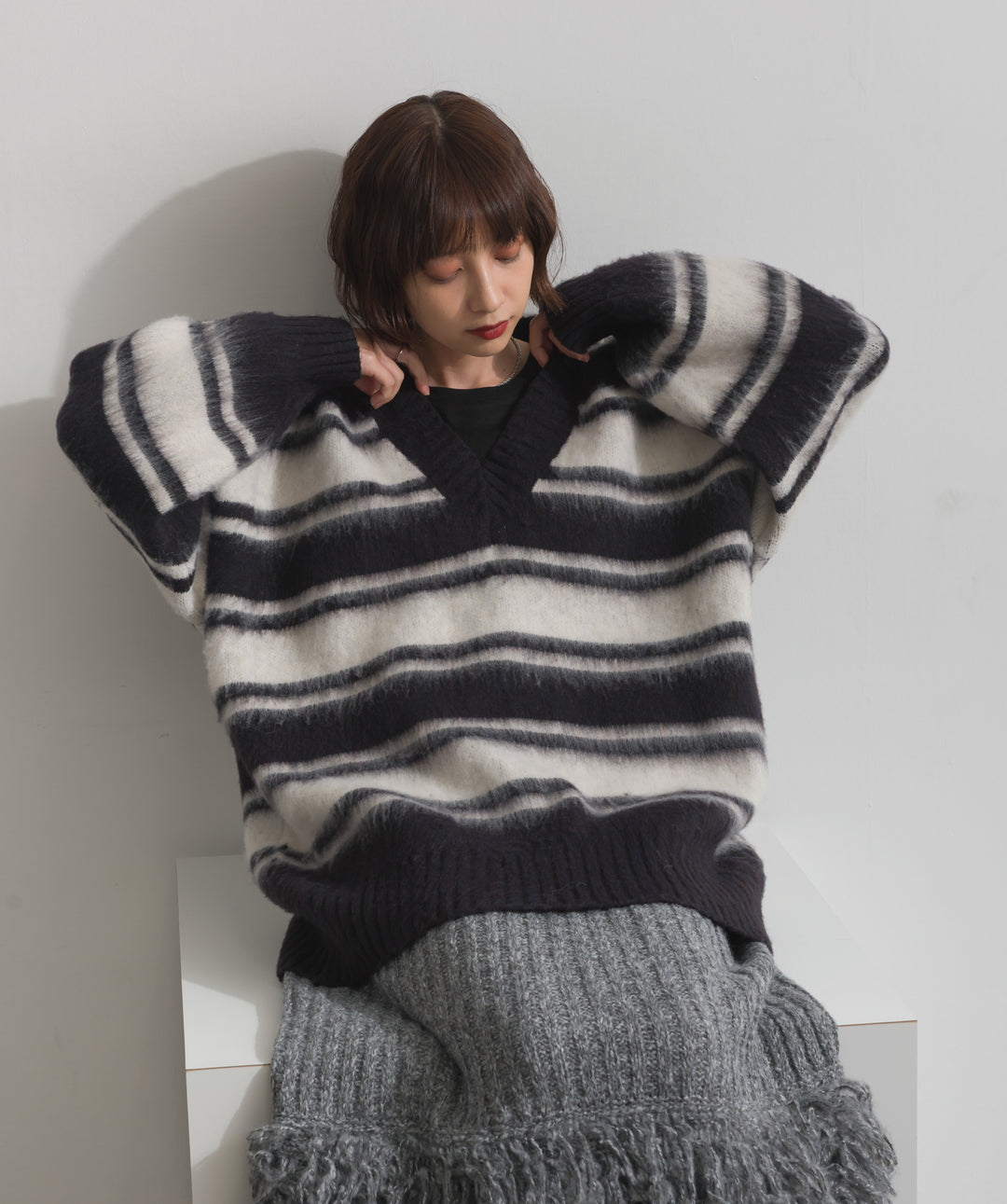 シャギーボーダーVネックニットプルオーバー