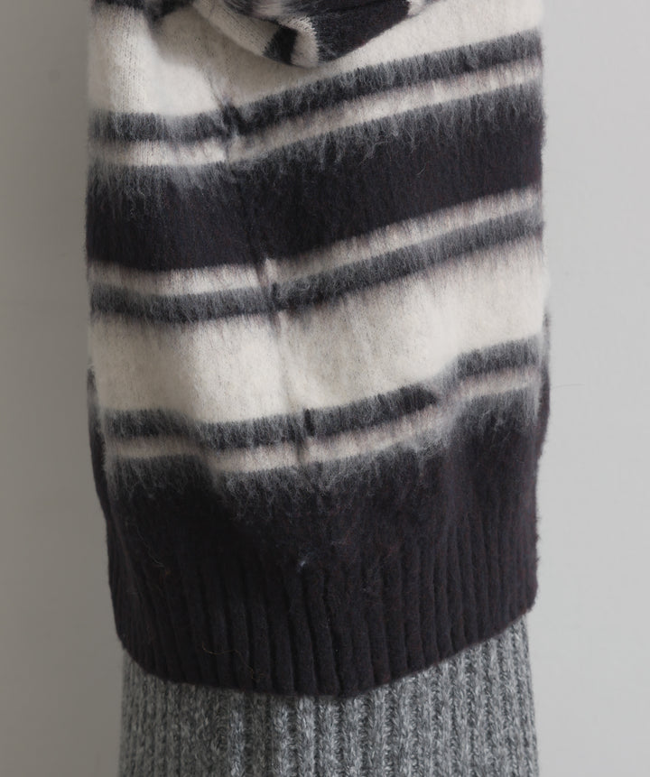 シャギーボーダーVネックニットプルオーバー