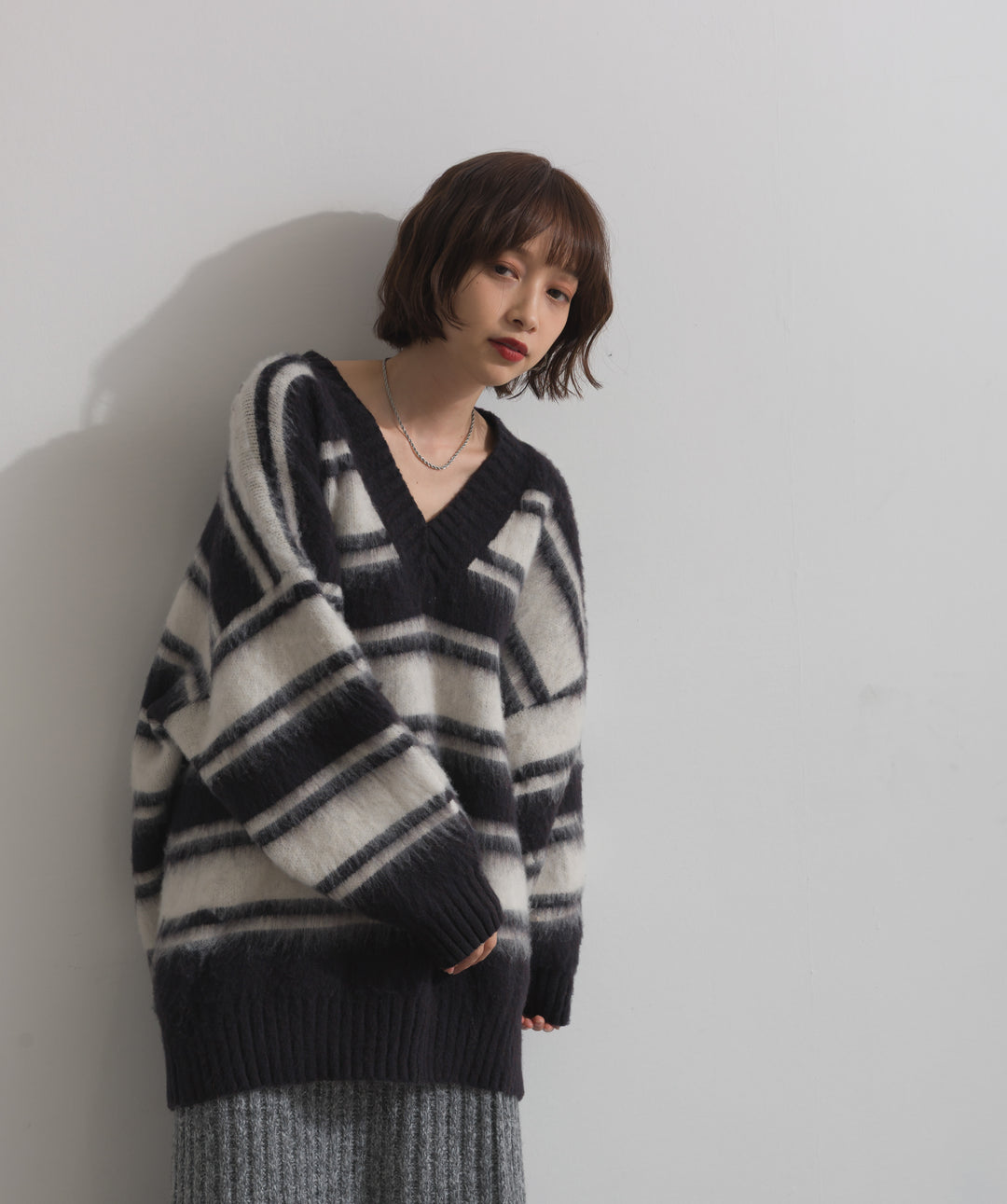 シャギーボーダーVネックニットプルオーバー
