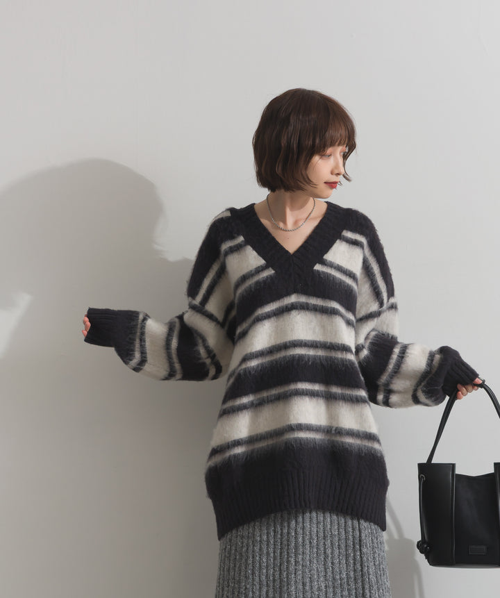 シャギーボーダーVネックニットプルオーバー