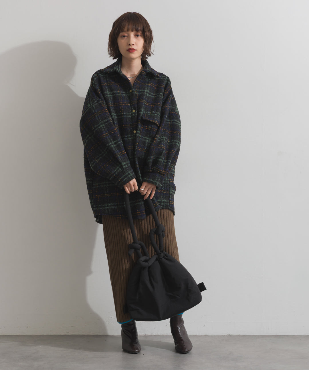 カラーヘムワイドリブニットタイトスカート