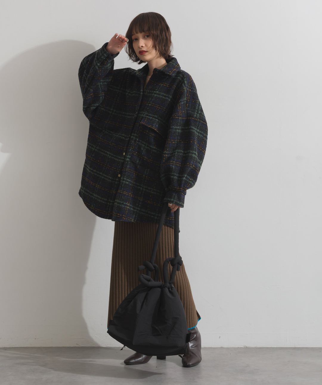 カラーヘムワイドリブニットタイトスカート