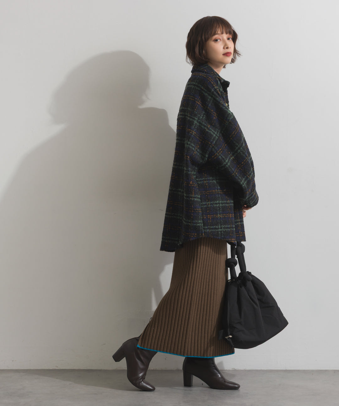 カラーヘムワイドリブニットタイトスカート