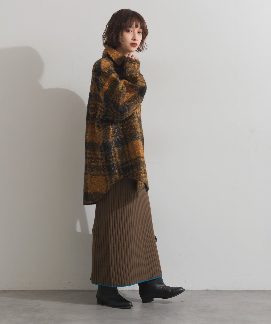 カラーヘムワイドリブニットタイトスカート