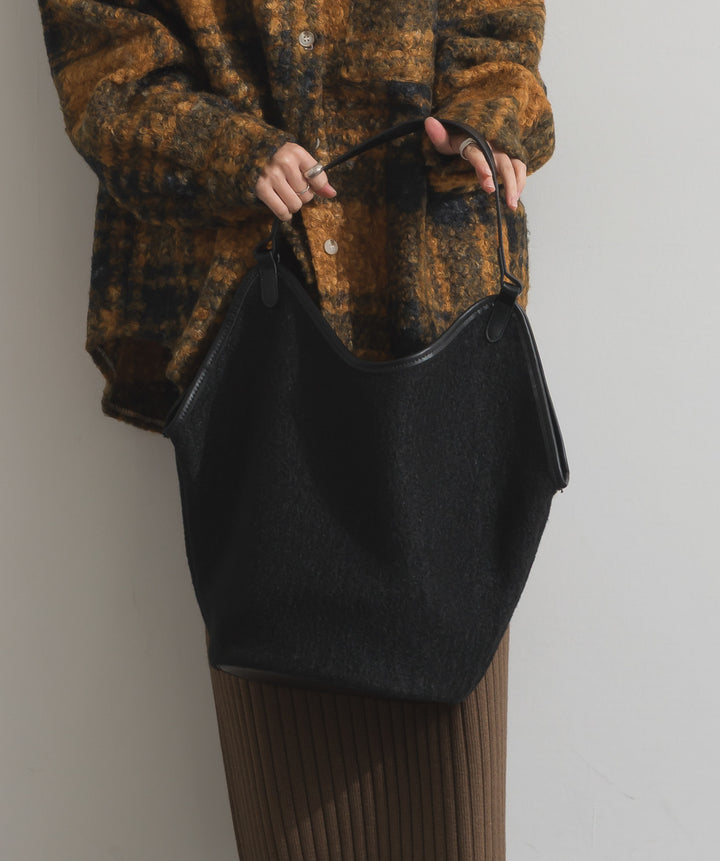 フェイクウールワンショルダーバック