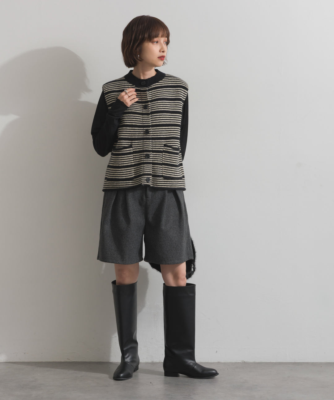 前開きボタンニットベスト