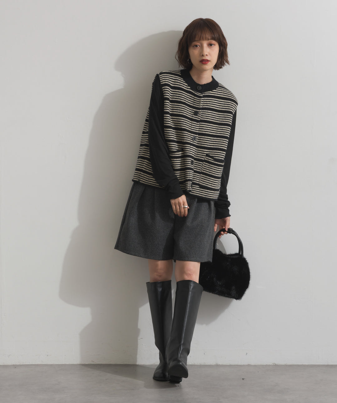 前開きボタンニットベスト