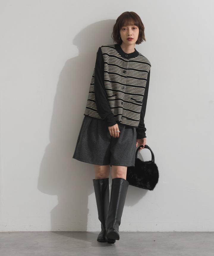 前開きボタンニットベスト