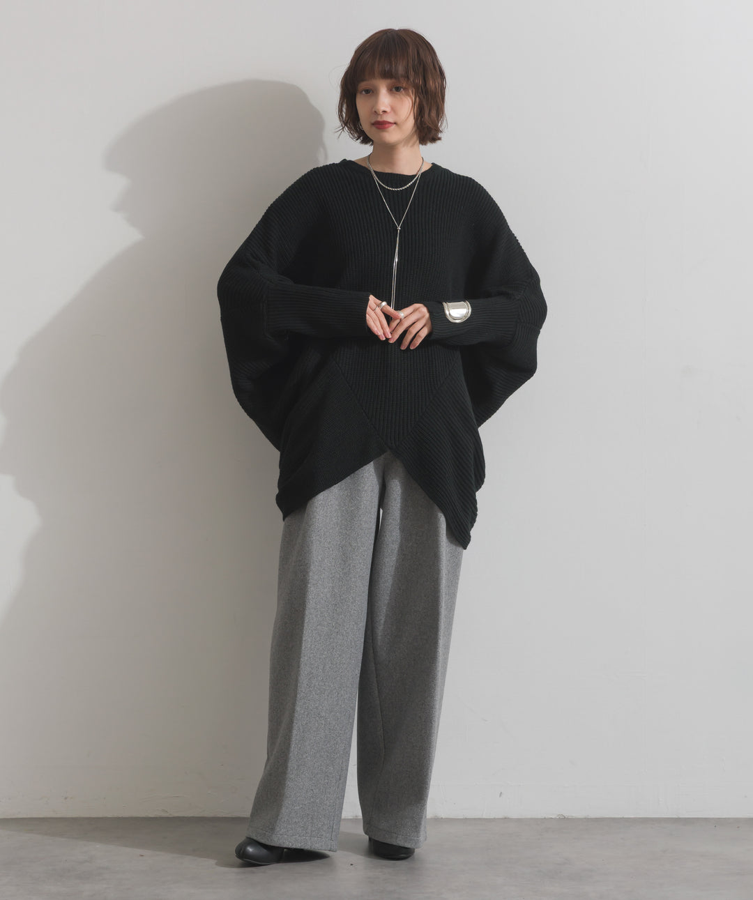 ルーズドレープドルマンニットプルオーバー