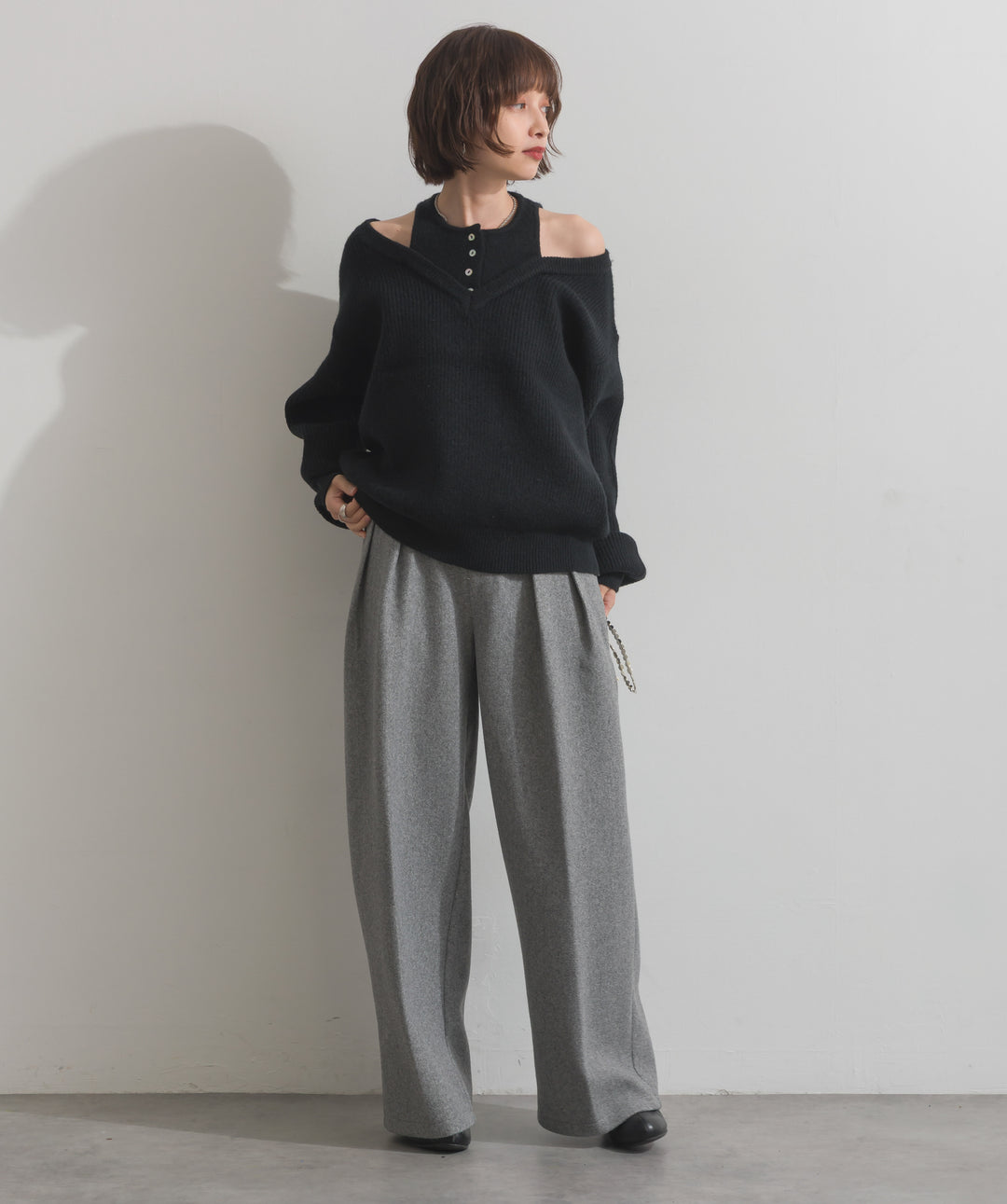 タックトラウザーズパンツ