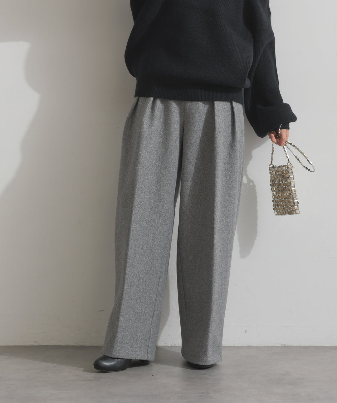 タックトラウザーズパンツ