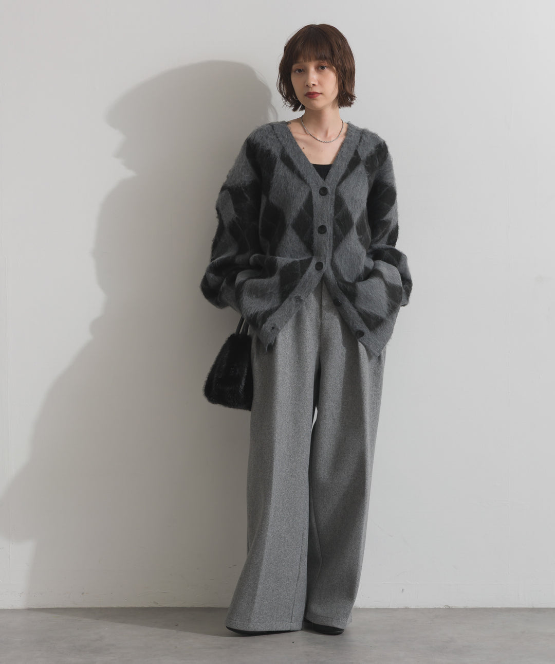 タックトラウザーズパンツ