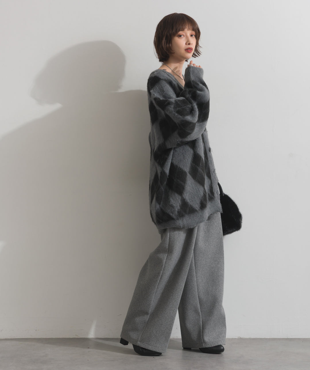 タックトラウザーズパンツ