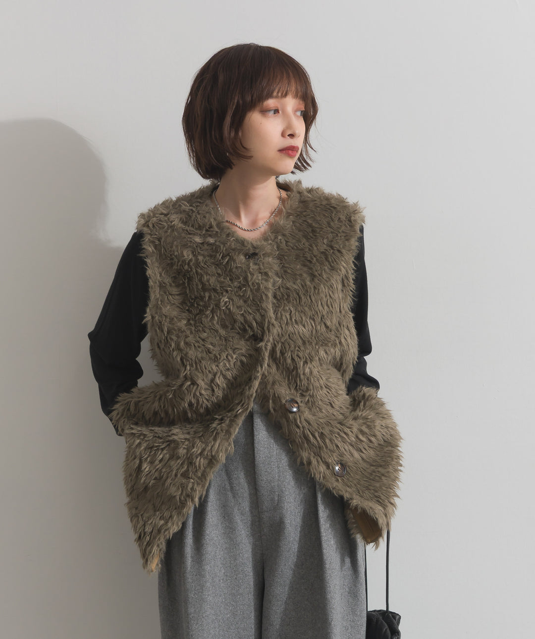 シャギーボアファーベスト