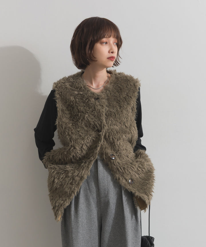 シャギーボアファーベスト