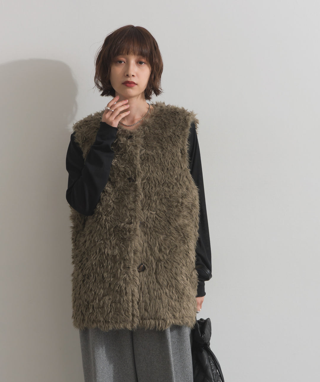 シャギーボアファーベスト