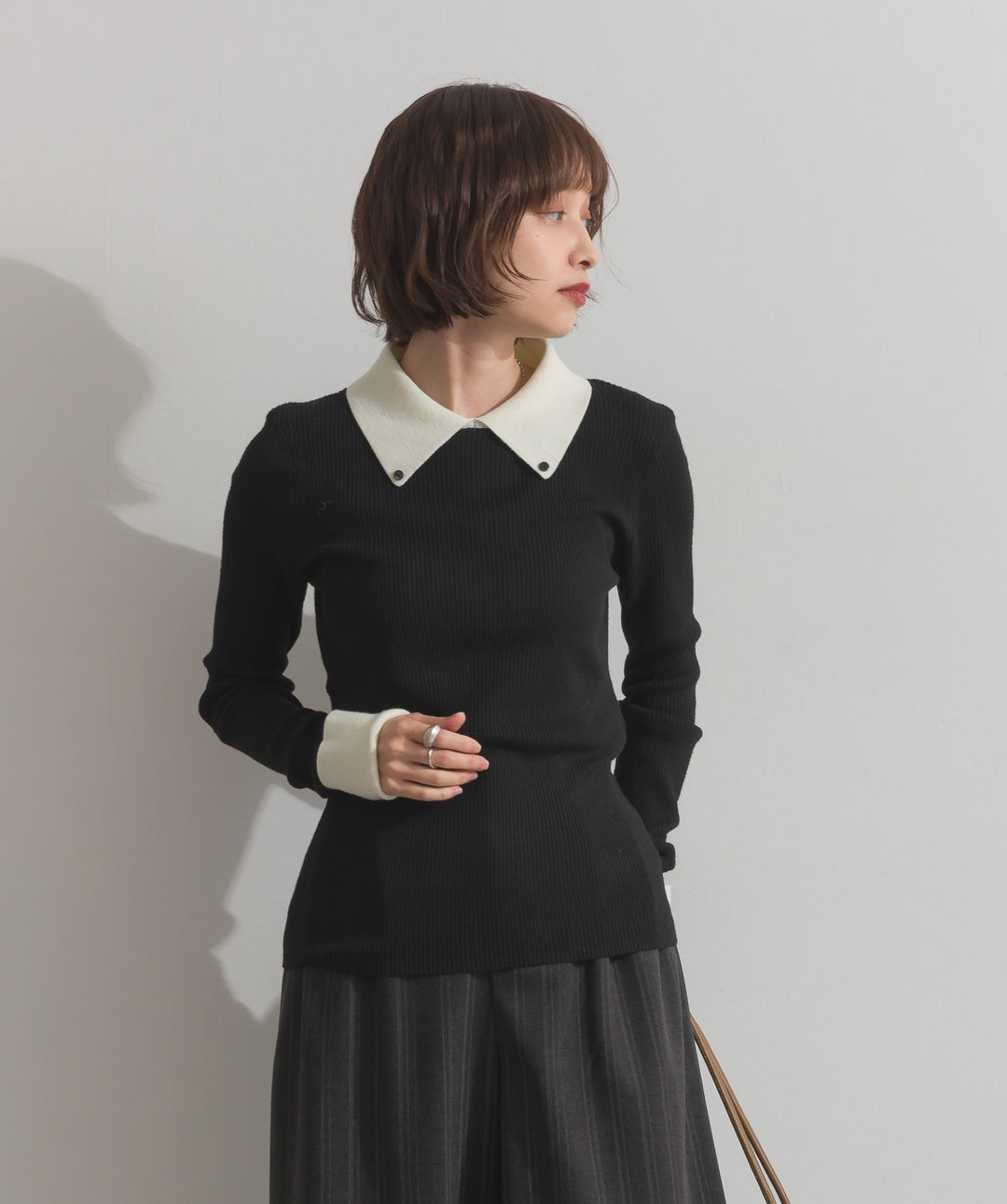 配色襟リブニットプルオーバー