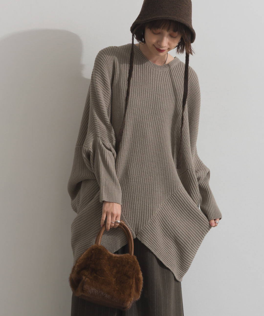 ルーズドレープドルマンニットプルオーバー