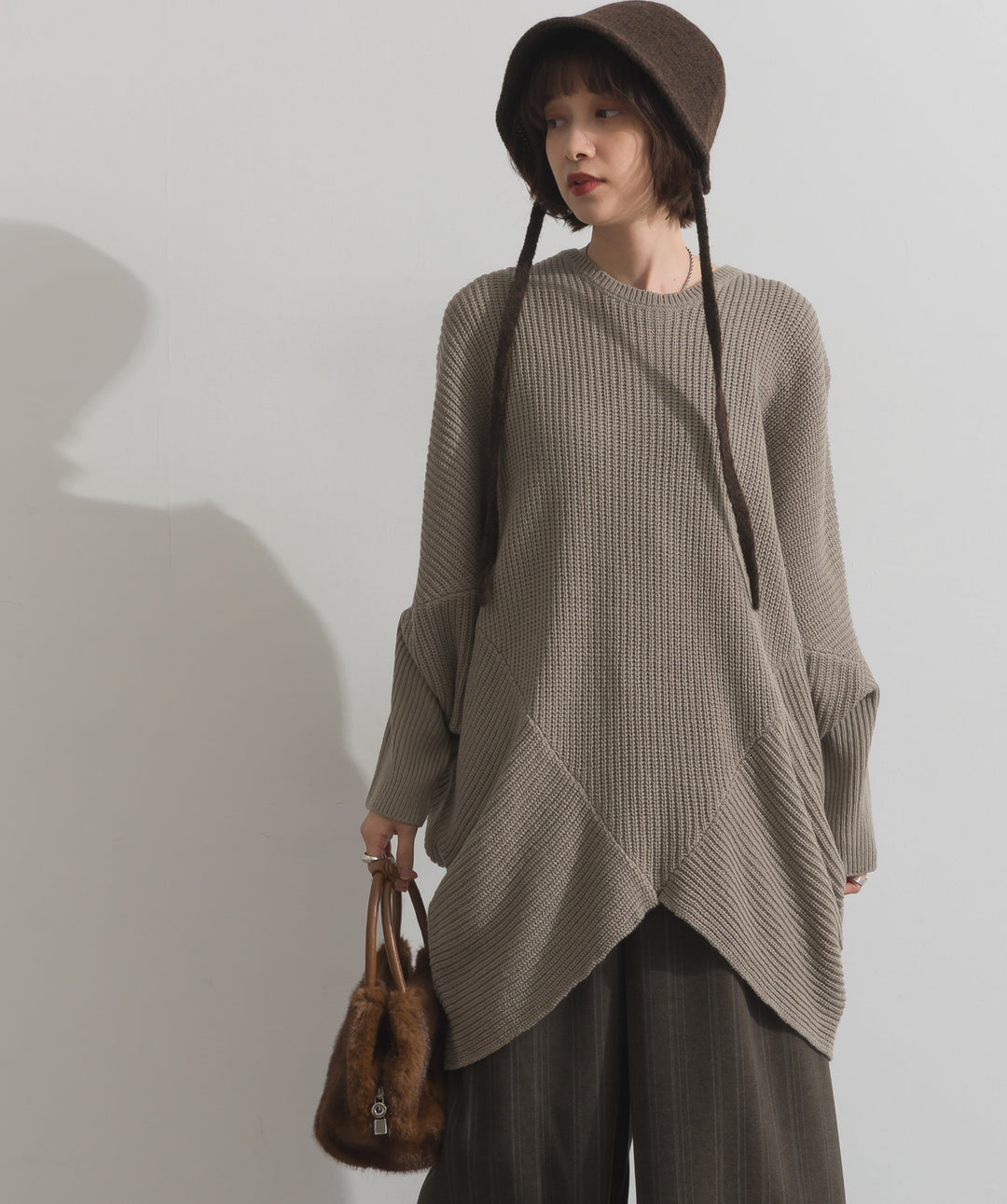 ルーズドレープドルマンニットプルオーバー