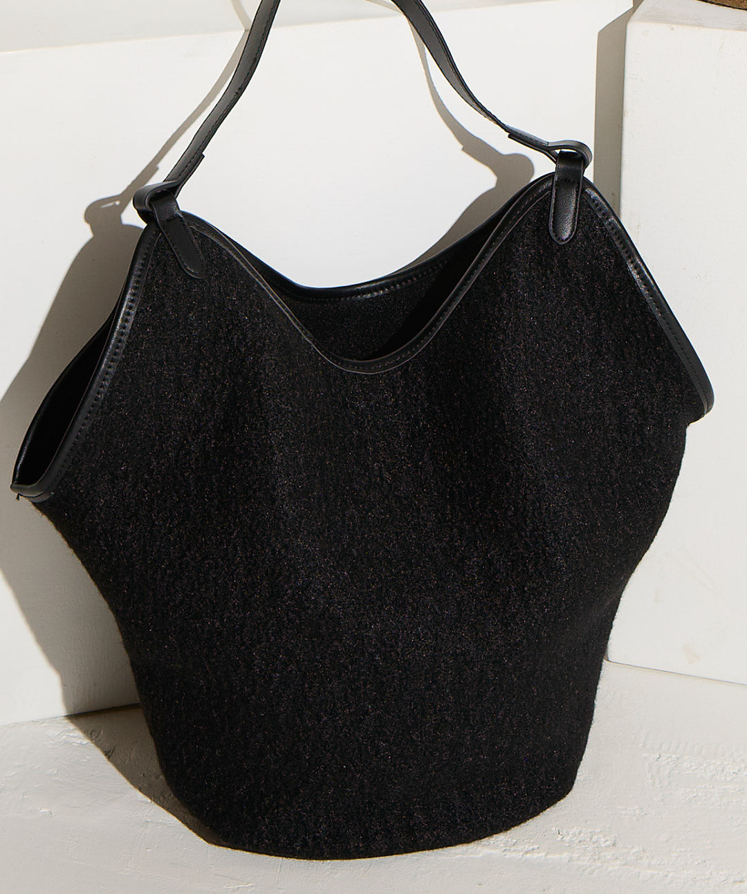 フェイクウールワンショルダーバック