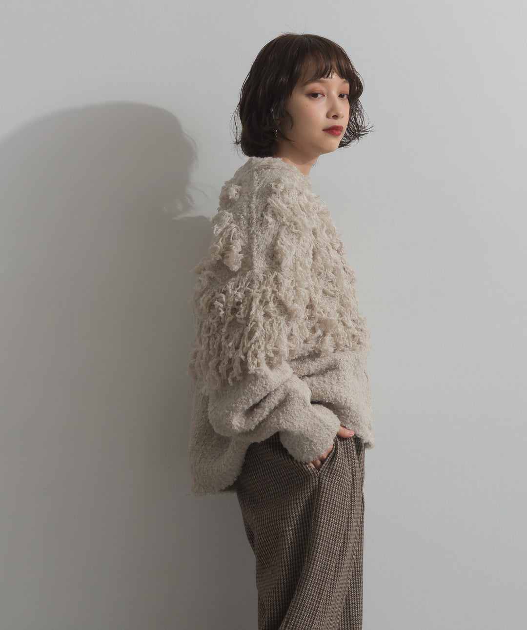 ループ編みVネックニットカーディガン