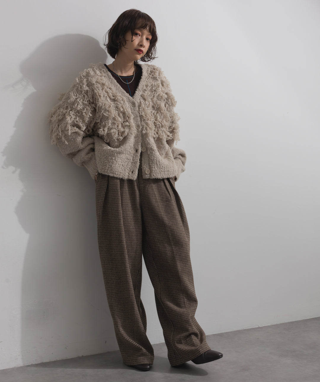 ループ編みVネックニットカーディガン