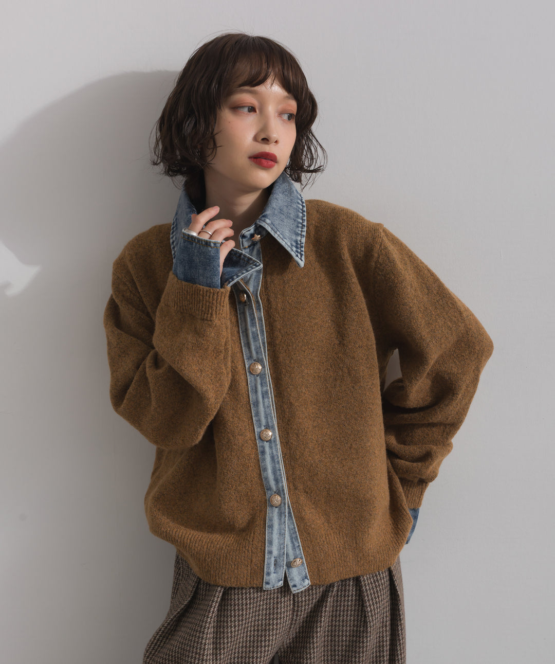 デニム襟レイヤード風ニットトップス