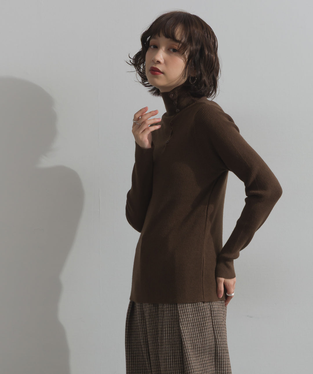 ハイネックニット