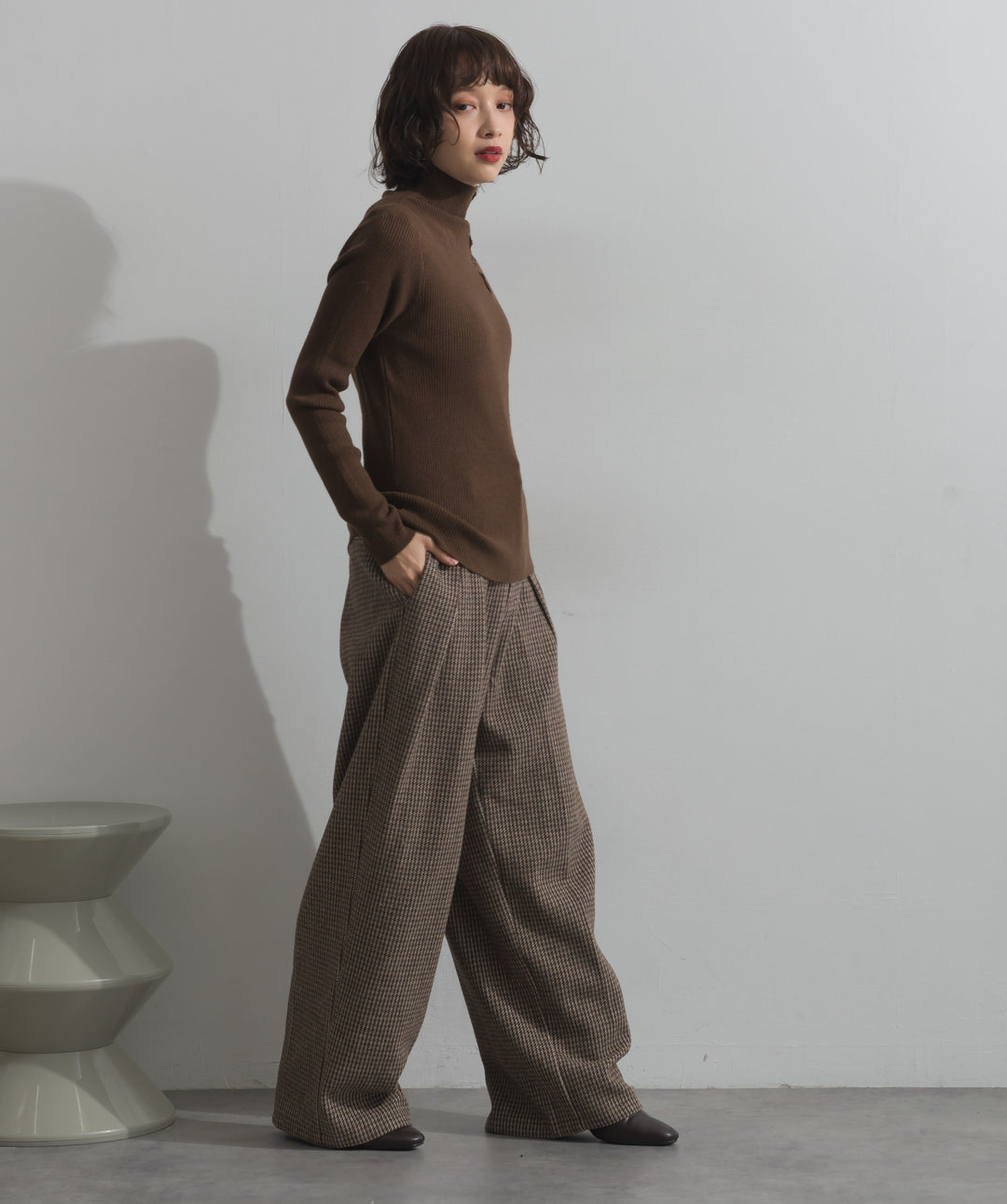 ハイネックニット