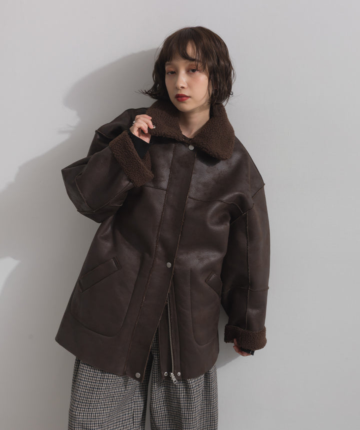 リバーシブルムートンコート