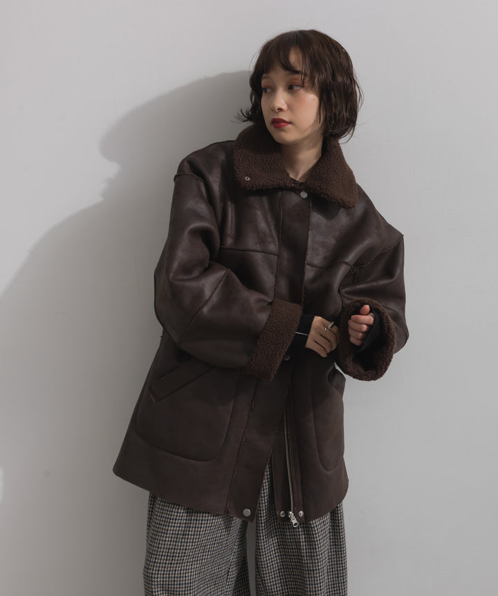 リバーシブルムートンコート