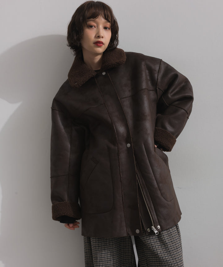 リバーシブルムートンコート