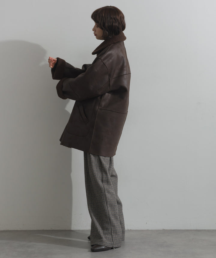 リバーシブルムートンコート