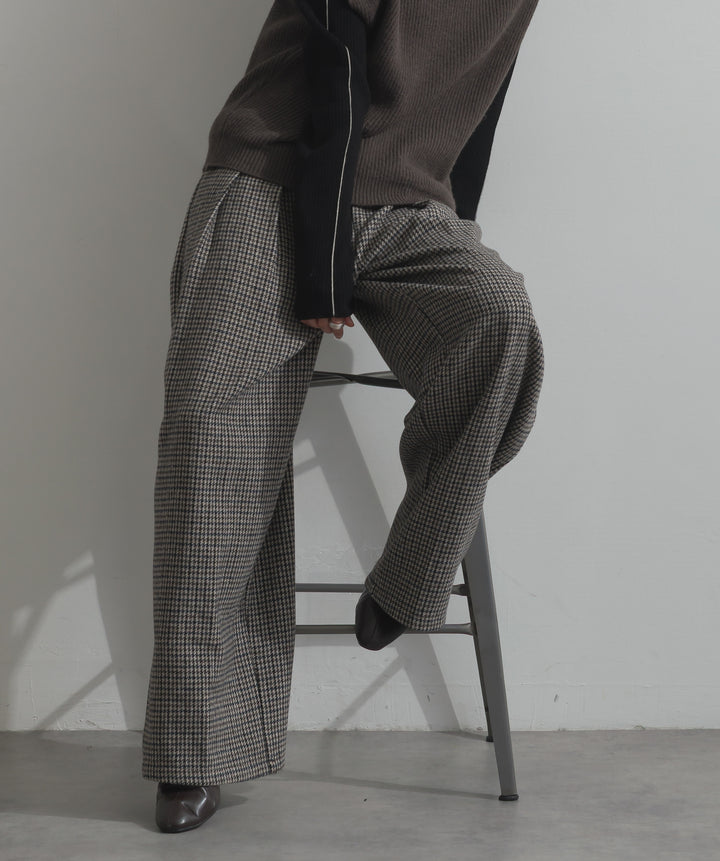 千鳥柄タックトラウザーズパンツ