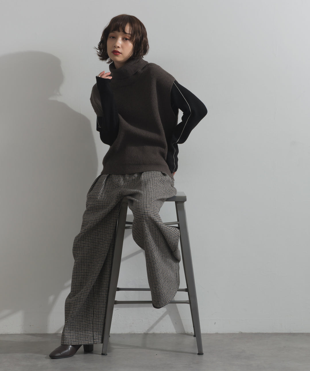 ハイネックニットベスト